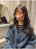 暗めグレージュカラー x 顔まわりレイヤー