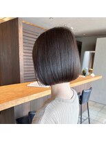 エル バイ ロンド 関(elle by Lond)&nbsp;[elle by lond]栗原　瑠世　艶感縮毛矯正×ボブ U