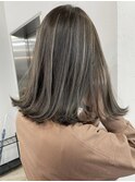 ハイライト 切りっぱなしボブ レイヤーカット オリーブカラー