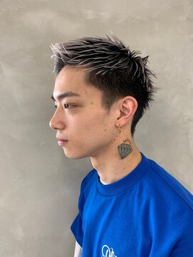 ノク(nok) 刈り上げベリーショート_オリーブベージュレイヤーカット