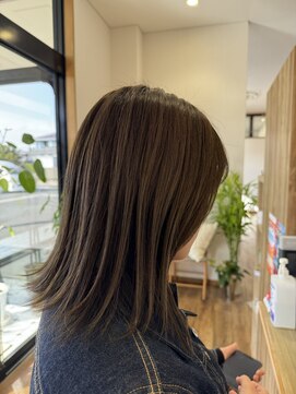 エ フュチュール(et Futur) オリーブカラー