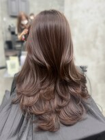 エッセンザ 梅田(ESSENZA)&nbsp;初カラー　艶感ベージュ　レイヤーカット