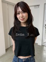 リヴ ウメダ(LIV umeda)&nbsp;ボルドー/レイヤーカット/ブリーチなし