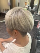 エーメイド(A made)&nbsp;ホワイトカラー