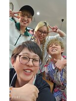 街の小さな美容室ビー(街の小さな美容室be.)&nbsp;今日ビジュイイじゃん