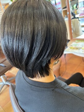 浪漫館 サンク(CINQ) ショートレイヤースタイル