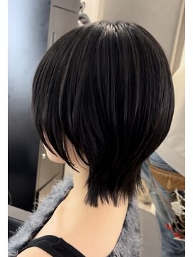 ホープ(hope) 「顔まわりレイヤー くびれウルフ 20代