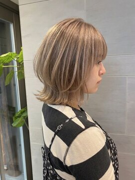キミトヘアデザインアンドスパ(Kimito Hair design&spa) レイヤーボブ ミルクティーベージュ ダークグレージュ