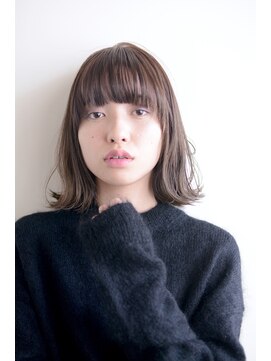 ミラバイグリーン(Mira by green) 切りっぱなしボブ×重めスタイル【似合わせカット】 01