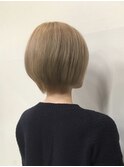 大人かわいいハンサムショート