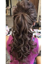 エルエス(L/S hairmake & Bridal) ポニーテール