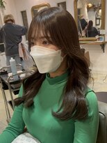 サンバイセライロ 千葉(SAN. by celilo)&nbsp;オリーブグレージュヨシンモリ韓国ヘア顔周りカット【佐藤詩門】