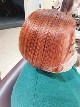 ネオリーブ チッタ 阿佐ヶ谷店(Neolive citta) 艶感アプリコットピンクベージュ