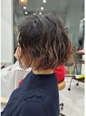 ミニボブゆるふわウェーブグラデーションブラウンバングなし