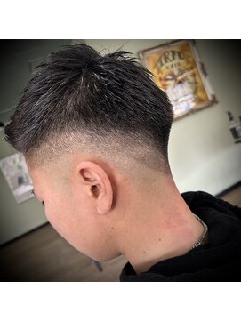 トラッドヘアー(Trad hair) ロースキンフェード＋ショート