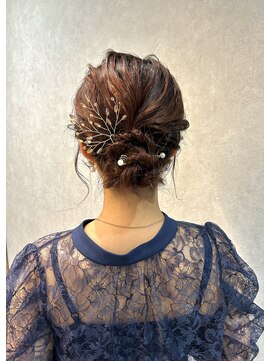 ヘアーウーノイルヴェント(HAIR UNO ilvento) ゆるまとめ髪アレンジ