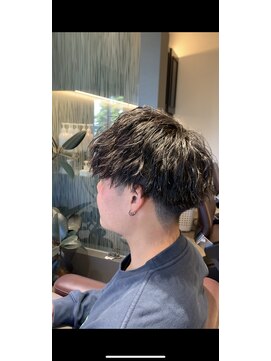 ブル(b.u.l.l.) よるめツイストパーマ