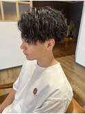 センターパート ツイストスパイラルパーマ ナチュラルマッシュ