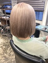 リルア 博多(LIRUA)&nbsp;ハイトーンミルクティーベージュボブ