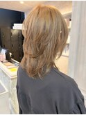福山人気20代30代40代レイヤーカット明るめベージュダメージレス