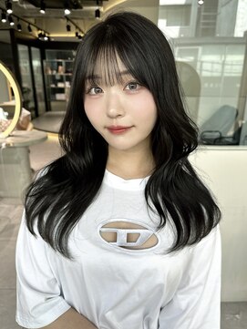 ロール 博多(Role) レイヤーカット小顔に見せるヘア/韓国ヘア/髪質改善/福岡/博多