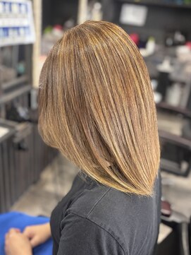 アローズ 荒尾店(arose) 上品ハイライト艶カラー