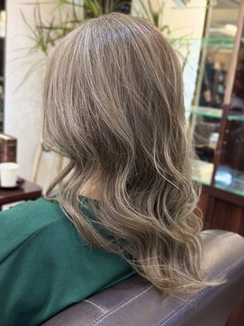 キャラ 池袋本店(CHARA) 脱白髪染め◎ブリーチ無白髪ぼかしグレージュカラー【池袋】