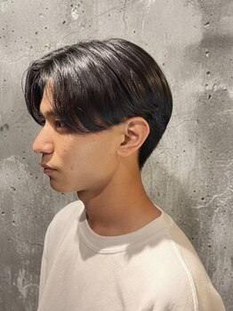 Whiskers BARBER SHOP【3月中旬オープン(予定)】の写真/≪メンズ≫本格シェービング×眉カット。細部まで整えるプロの技術で、男の清潔感を格上げ