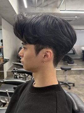 ニコ トウキョウ ロジック(nico TOKYO Logic) メンズセンターパートニュアンスパーマフェザーパーマ