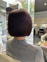 エマ ネクサス(EMA NEXUS)&nbsp;【大人の気品】ほんのり甘いチェリーブラウン×首元スッキリボブ