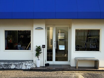 ウカン(UKAN.)の写真