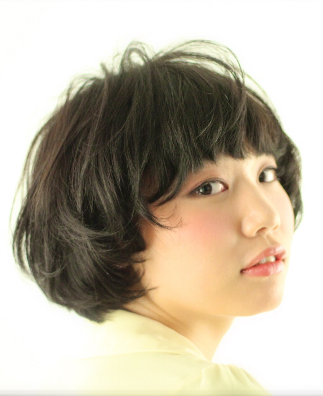 ヘアスタイリスト ボブ・レシーヌ 作品集「Alchemy of Beauty