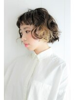 アヴァンティ ヘアーアンドスパ(avanti hair&spa) インナーカラーとこなれボブ