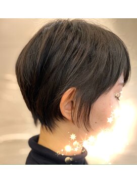 セレブラル(CELEBRAR) ショート 小顔