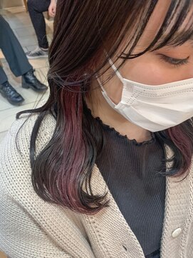 テトラ バイ ネオリーブ 横浜西口店(tetra by neolive) 濃い目ピンクのイヤリングカラー♪