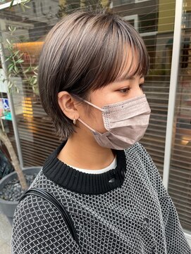 バルス(BLS) ウルフボブ×シアーグレー【デザインカラー/髪質改善】