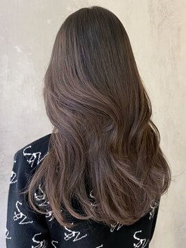 アイティーバイアルバム 下北沢店(IT by ALBUM) ラベンダーグレージュ_アースカラーくびれヘアツートン_ba377501