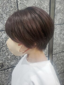 ヘアリゾート粋 ドゥオ 新宿南口店(dua) 《ヘアリゾート粋dua》黒田麻実子 大人可愛い丸みショート