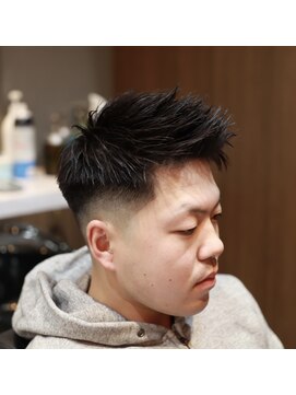 バーバーショップ スバル(BARBERSHOP SUBARU) ＜理容室＞＜バーバー＞スキンフェード　ジェットモヒカン
