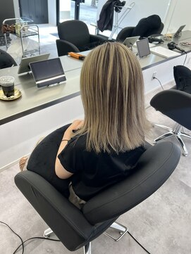 アイスプロドバイブルーム 木更津店(ice prod by bloom) ミディアムヘア/デザインカラー/フェイスフレーミング/木更津