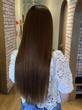 【パーマ・縮毛矯正】髪へのダメージを最小限に抑えた薬剤使用♪