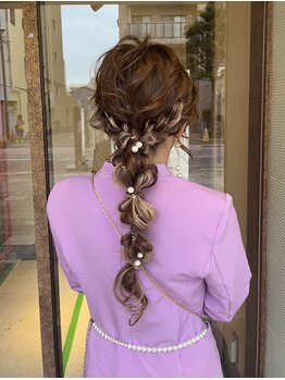 イズム 北千住店(ISM)の写真/特別な日のヘアセットは【ISM】にお任せ下さい♪手早さと、長時間崩れにくいプロの技術で日中快適☆