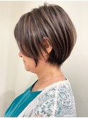 ハイライトレイヤーカットショートボブイルミナカラー天神大名