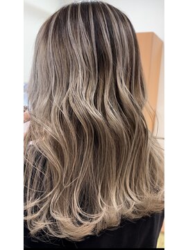 ヘアポジション 横手(HAIR Position) Balayage Color