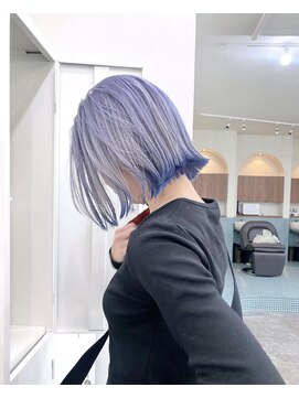 ヒュー(Hew) ケアブリーチ×デザインカラー×裾カラー(代官山)