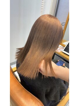 ユニ バイ マグ 長野店(Uni.by Mag) 透明感抜群♪ダブルカラーブリーチミルクティーベージュ