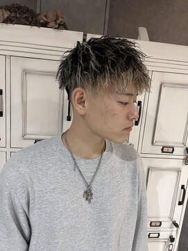 ヘアーラボ アッシュ(Hair Labo ASH) ツイストスパイラル×ホワイトメッシュ