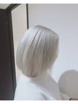 ヘアーデザイン シーベル(HAIR DESIGN SEA BELLE)&nbsp;2～3ブリーチ ホワイト！instagram:@0730_ysnr.t