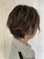 ファンビリ(Fambilly) ショートヘアで無造作なスタイリングがしやすいパーマスタイル