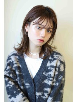 テトラ(TETORA) 耳だしセミロング